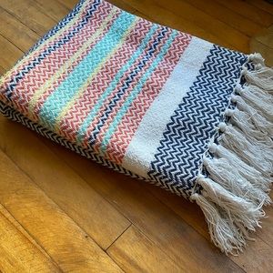 Cynthia Rowley Cotton Throw / beach blanket